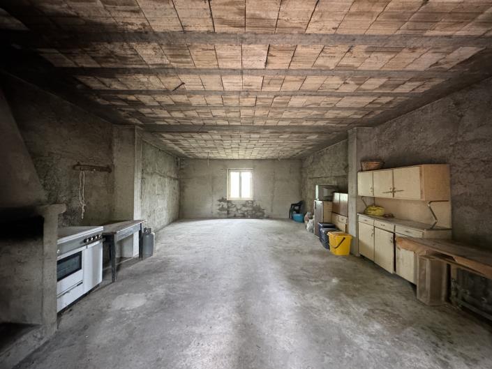 Image No.17-Propriété de pays de 4 chambres à vendre à Tornareccio