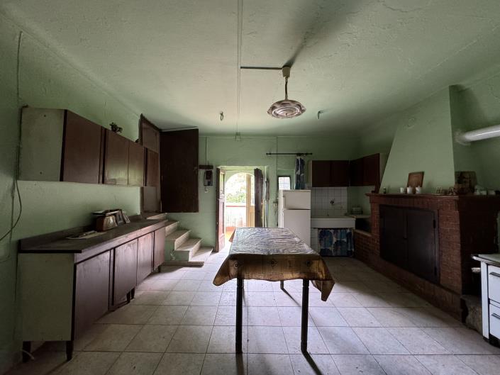 Image No.13-Propriété de pays de 4 chambres à vendre à Tornareccio