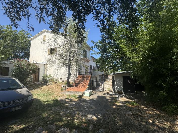 Image No.3-Propriété de pays de 4 chambres à vendre à Tornareccio