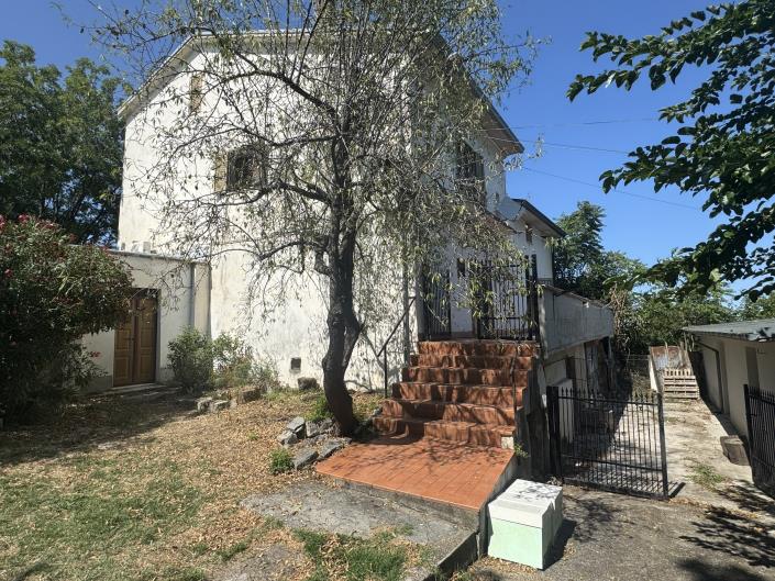 Image No.53-Propriété de pays de 4 chambres à vendre à Tornareccio