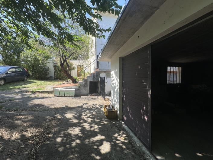 Image No.38-Propriété de pays de 4 chambres à vendre à Tornareccio