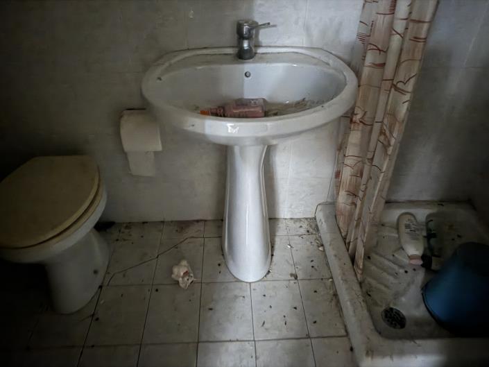 Image No.22-2 Bed Townhouse for sale