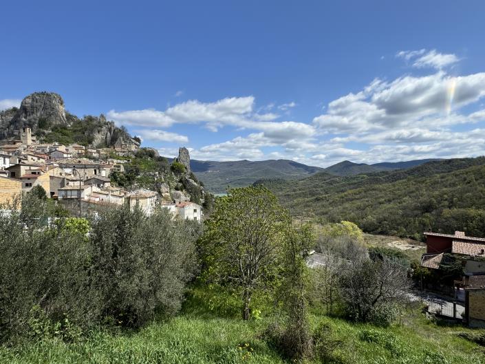 Image No.40-2 Bed Townhouse for sale