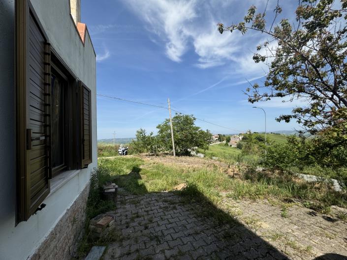 Image No.39-Maison de campagne de 3 chambres à vendre à Atessa