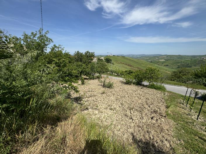 Image No.48-Maison de campagne de 3 chambres à vendre à Atessa