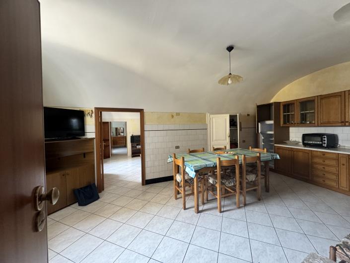 Image No.18-2 Bed Apartment for sale