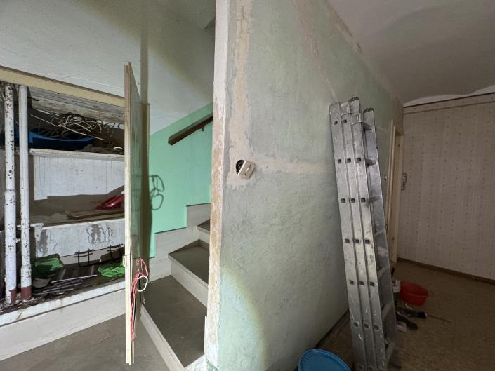 Image No.13-5 Bed Townhouse for sale