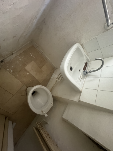 Image No.34-5 Bed Townhouse for sale