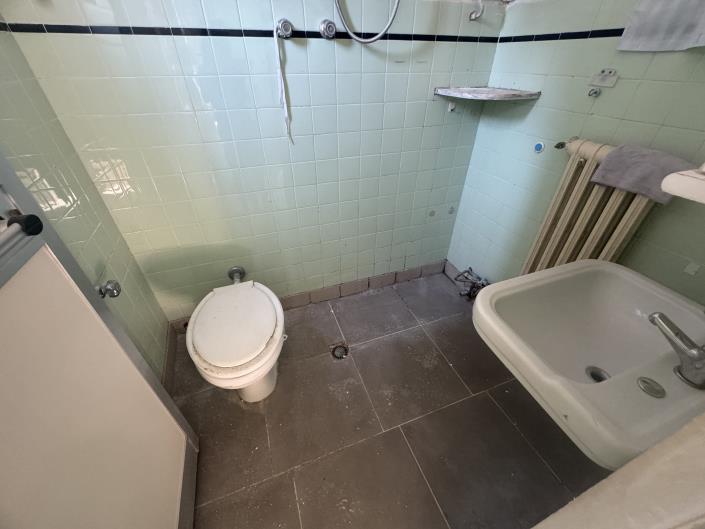 Image No.33-5 Bed Townhouse for sale