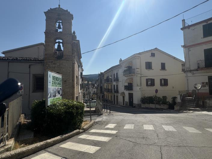 Image No.52-5 Bed Townhouse for sale