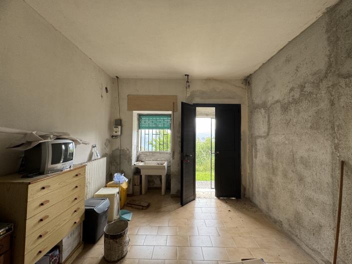 Image No.38-2 Bed Apartment for sale