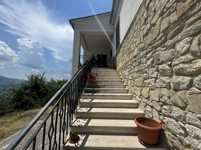 Image No.45-2 Bed Apartment for sale