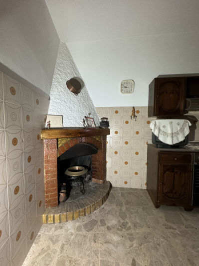 Image No.13-4 Bed Townhouse for sale