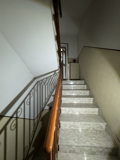 Image No.26-4 Bed Townhouse for sale