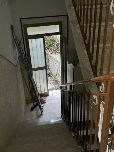 Image No.40-4 Bed Townhouse for sale