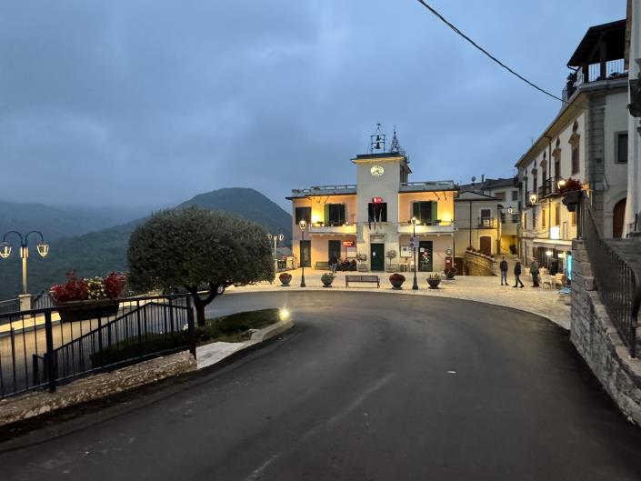 Image No.58-4 Bed Townhouse for sale