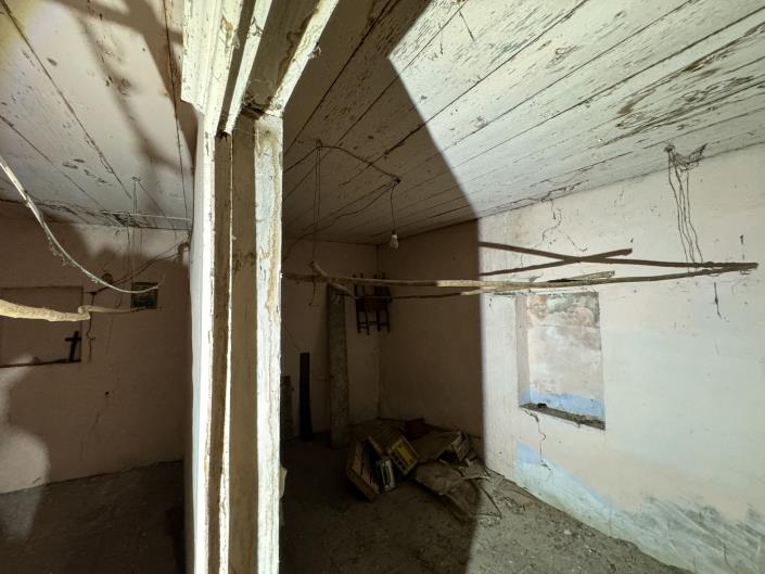 Image No.33-Townhouse for sale