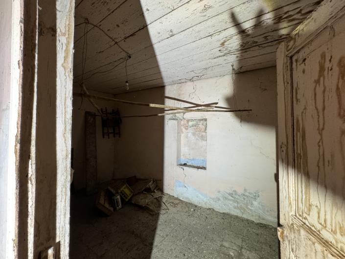 Image No.34-Townhouse for sale