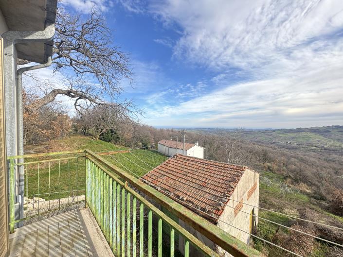 Image No.25-Maison de campagne de 5 chambres à vendre à Tornareccio