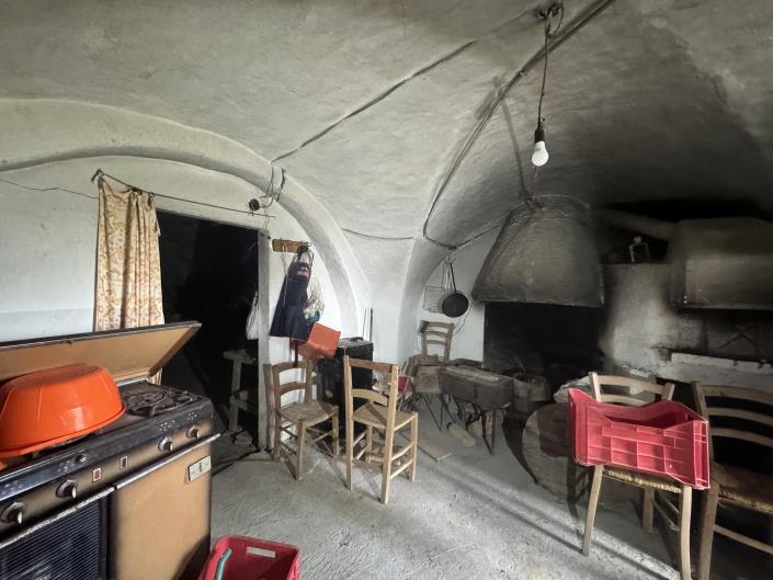 Image No.33-Maison de campagne de 5 chambres à vendre à Tornareccio