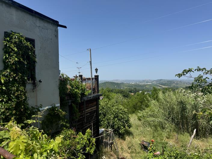 Image No.54-3 Bed Villa / Detached for sale