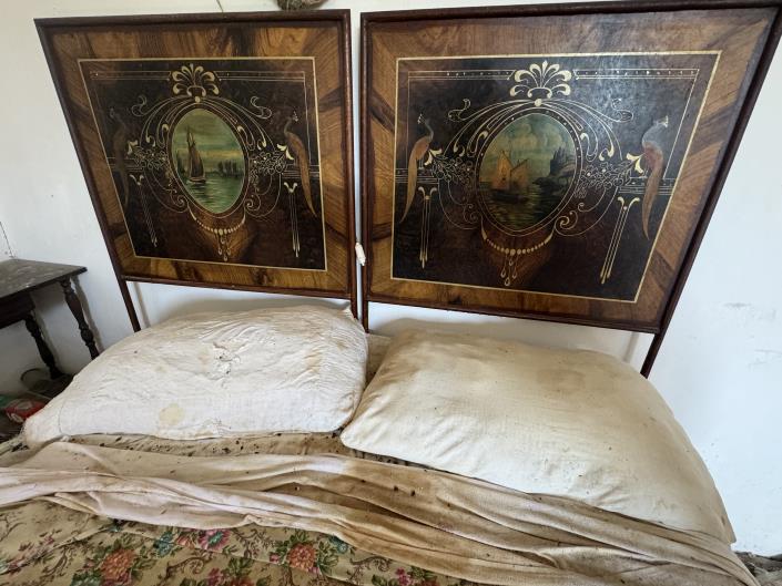 Image No.9-2 Bed Semi-Detached for sale