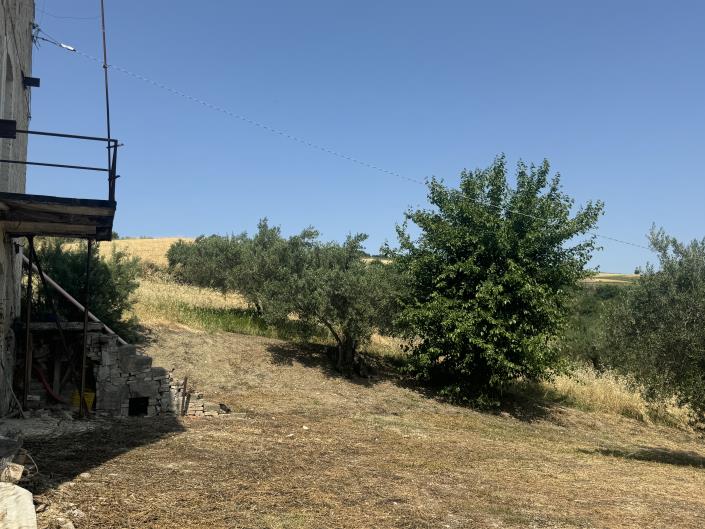 Image No.58-2 Bed Semi-Detached for sale