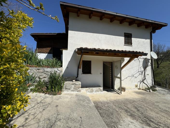 Image No.42-3 Bed Villa / Detached for sale