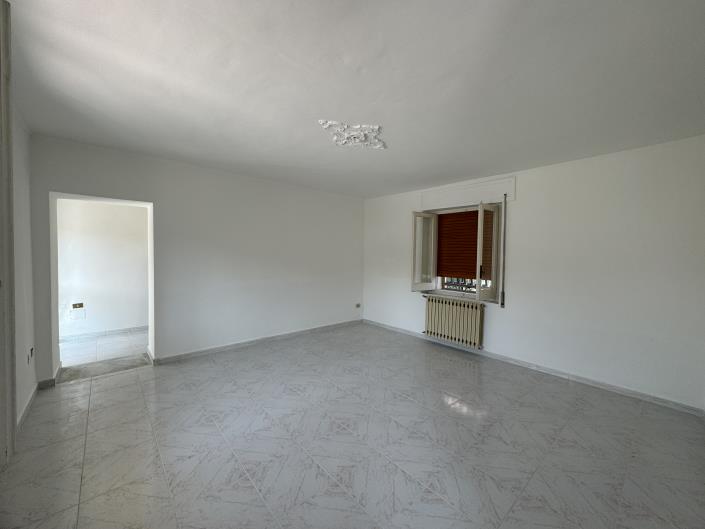 Image No.10-3 Bed Villa / Detached for sale