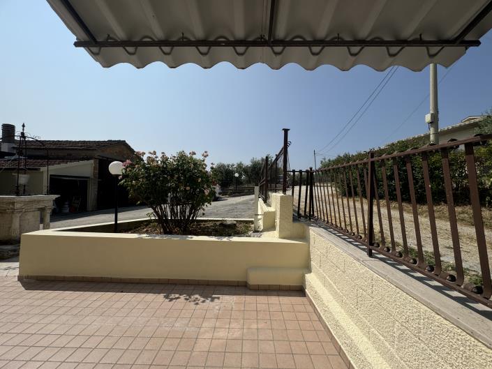 Image No.57-3 Bed Villa / Detached for sale