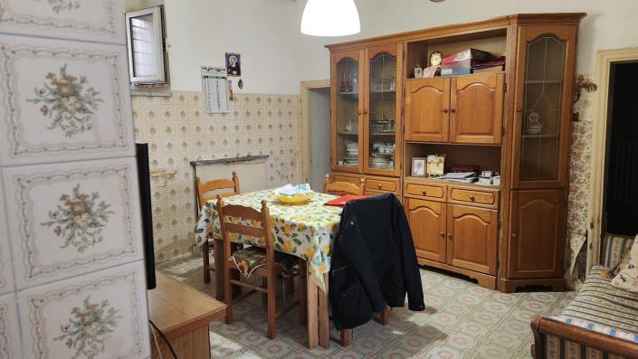 Image No.6-3 Bed Townhouse for sale