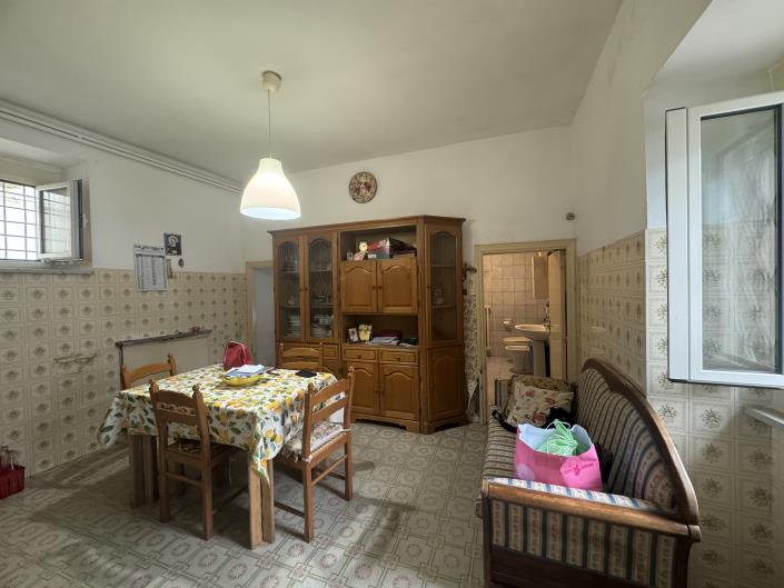 Image No.9-3 Bed Townhouse for sale