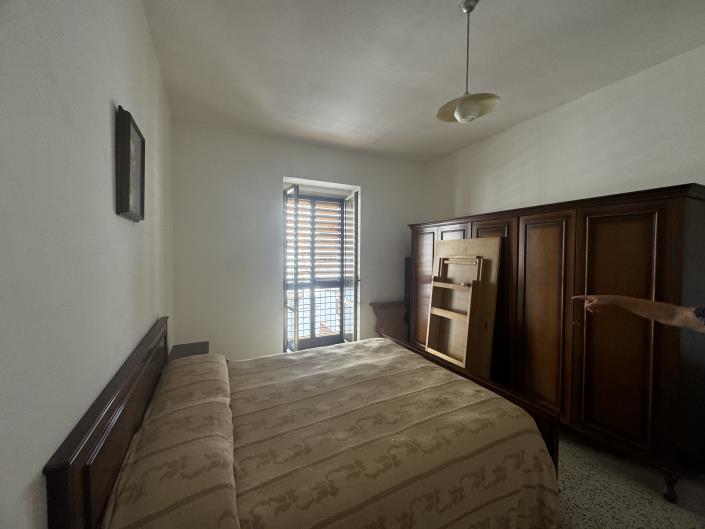 Image No.29-3 Bed Townhouse for sale