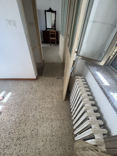 Image No.12-3 Bed Townhouse for sale