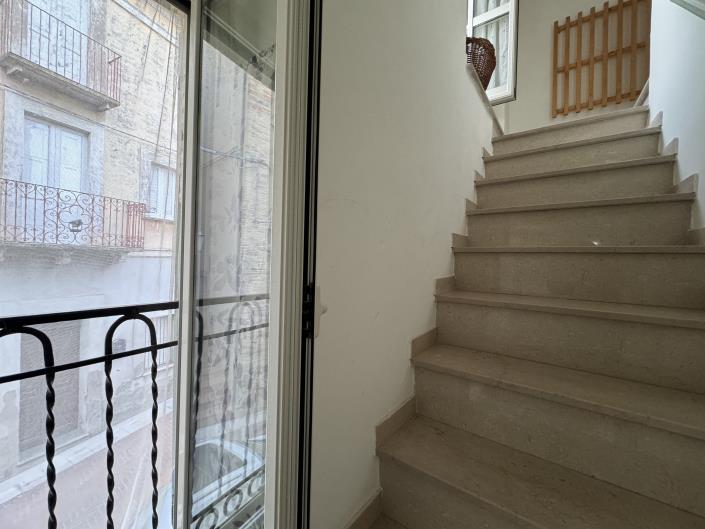 Image No.22-2 Bed Townhouse for sale