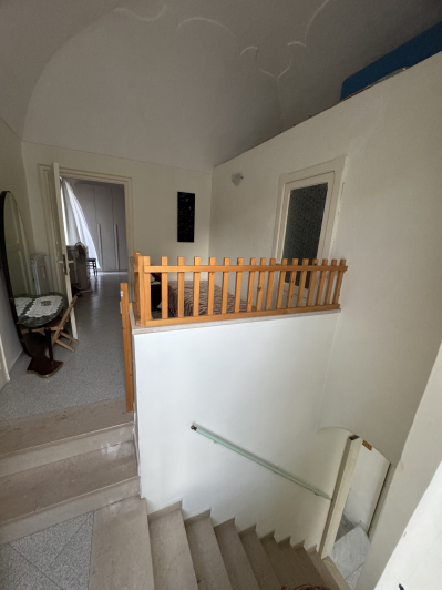 Image No.32-2 Bed Townhouse for sale