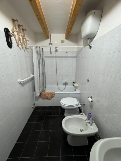 Image No.36-2 Bed Townhouse for sale