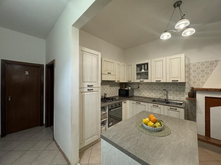 Image No.10-3 Bed Villa / Detached for sale