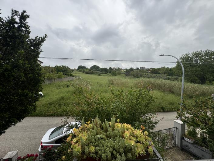 Image No.39-3 Bed Villa / Detached for sale