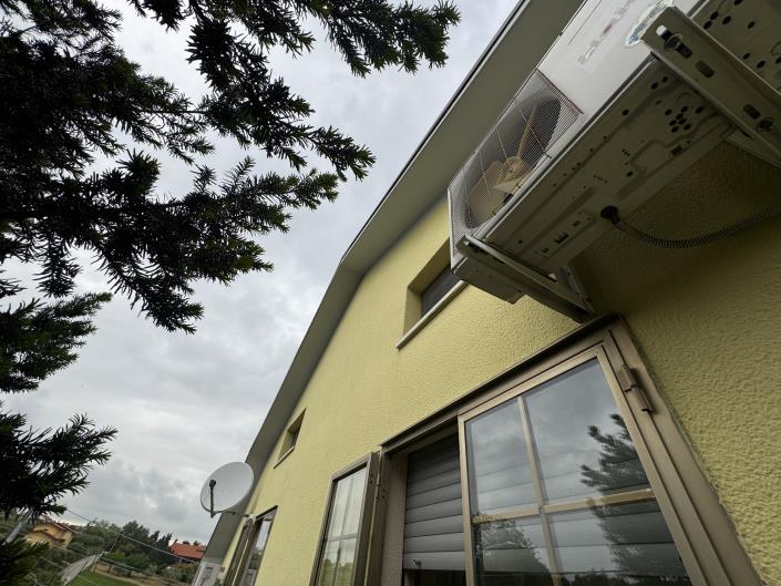 Image No.43-3 Bed Villa / Detached for sale