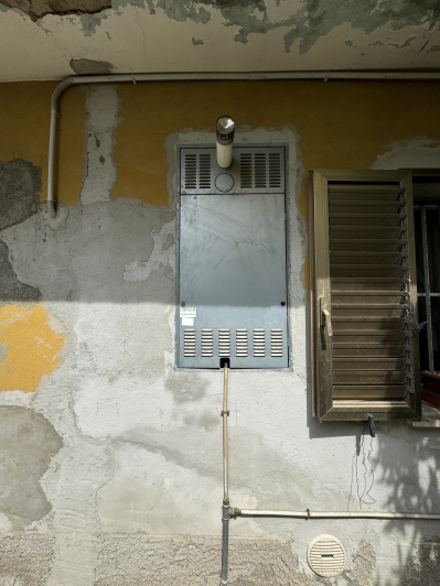 Image No.31-2 Bed Semi-Detached for sale