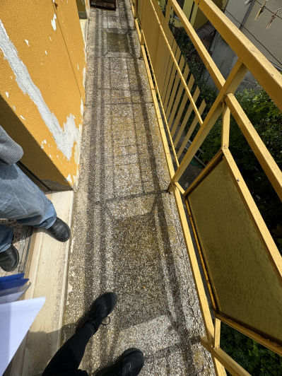 Image No.28-2 Bed Semi-Detached for sale