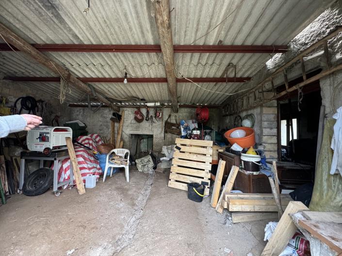 Image No.47-2 Bed Semi-Detached for sale