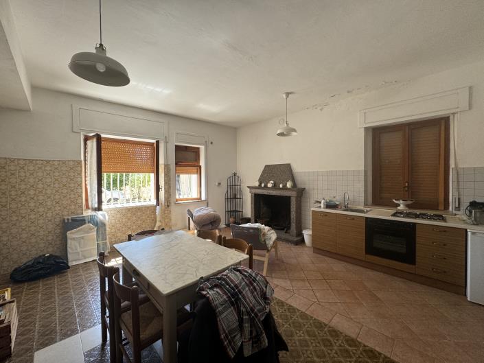 Image No.12-6 Bed Villa / Detached for sale