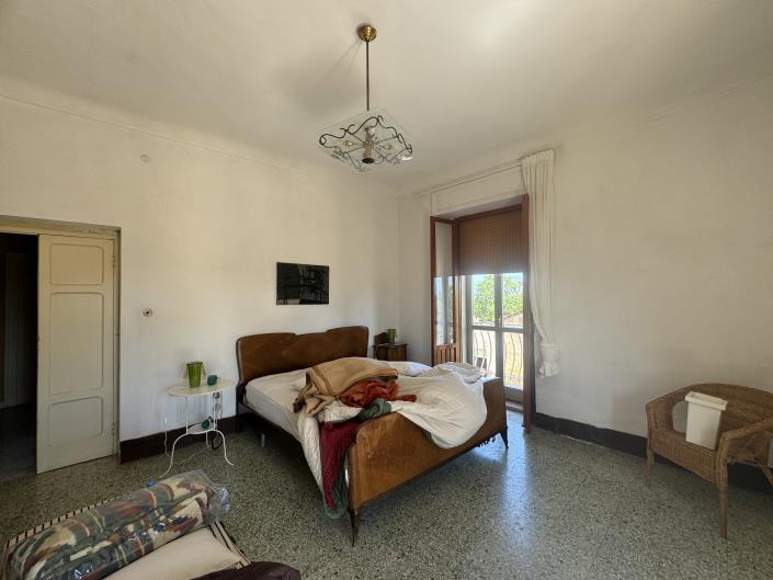 Image No.28-6 Bed Villa / Detached for sale
