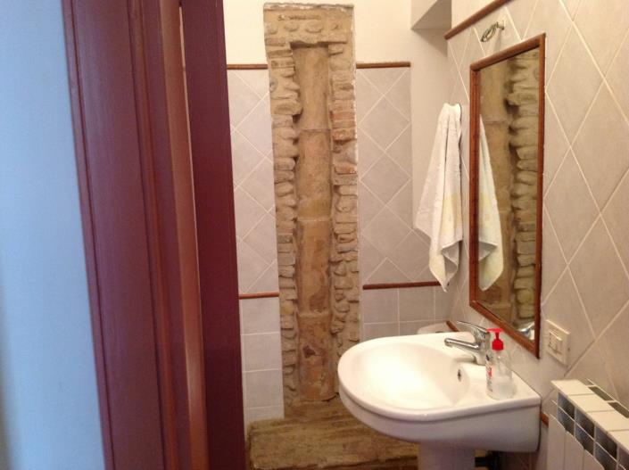 Image No.49-6 Bed Townhouse for sale