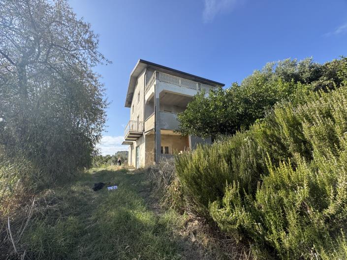 Image No.44-Maison de 3 chambres à vendre à Frisa