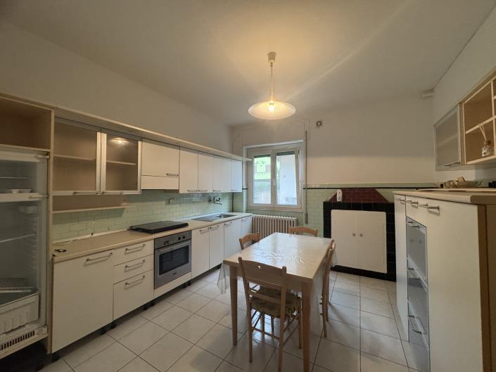 Image No.4-6 Bed Villa for sale