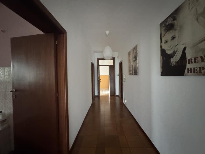 Image No.18-6 Bed Villa for sale