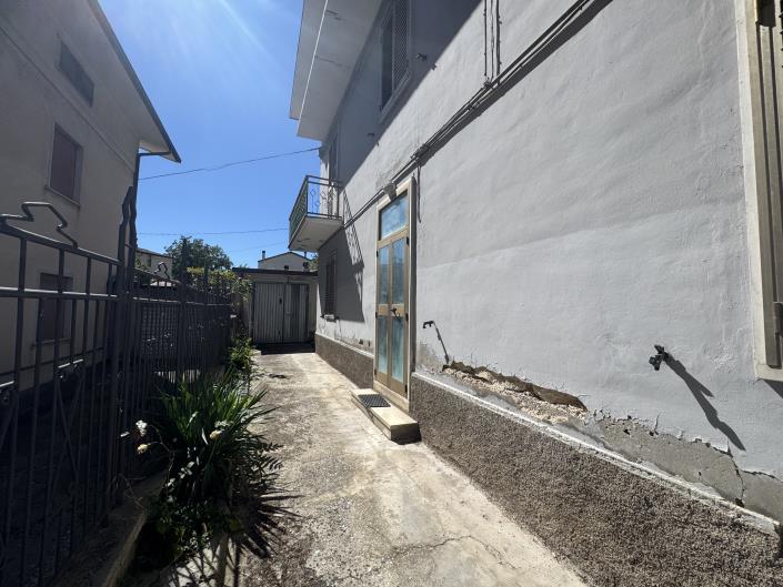 Image No.4-Maison de ville de 3 chambres à vendre à Lama Dei Peligne